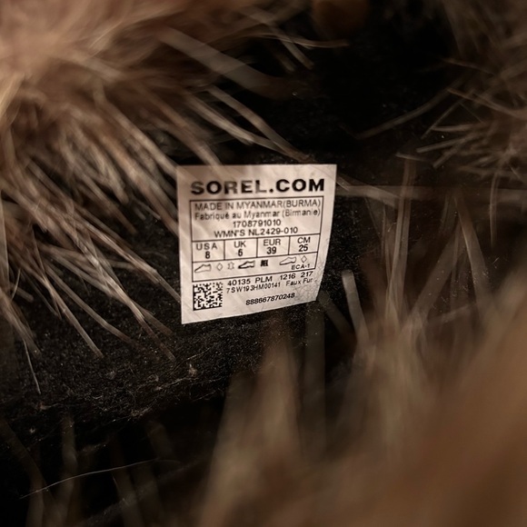 Sorel winter boots - Picture 2 of 3